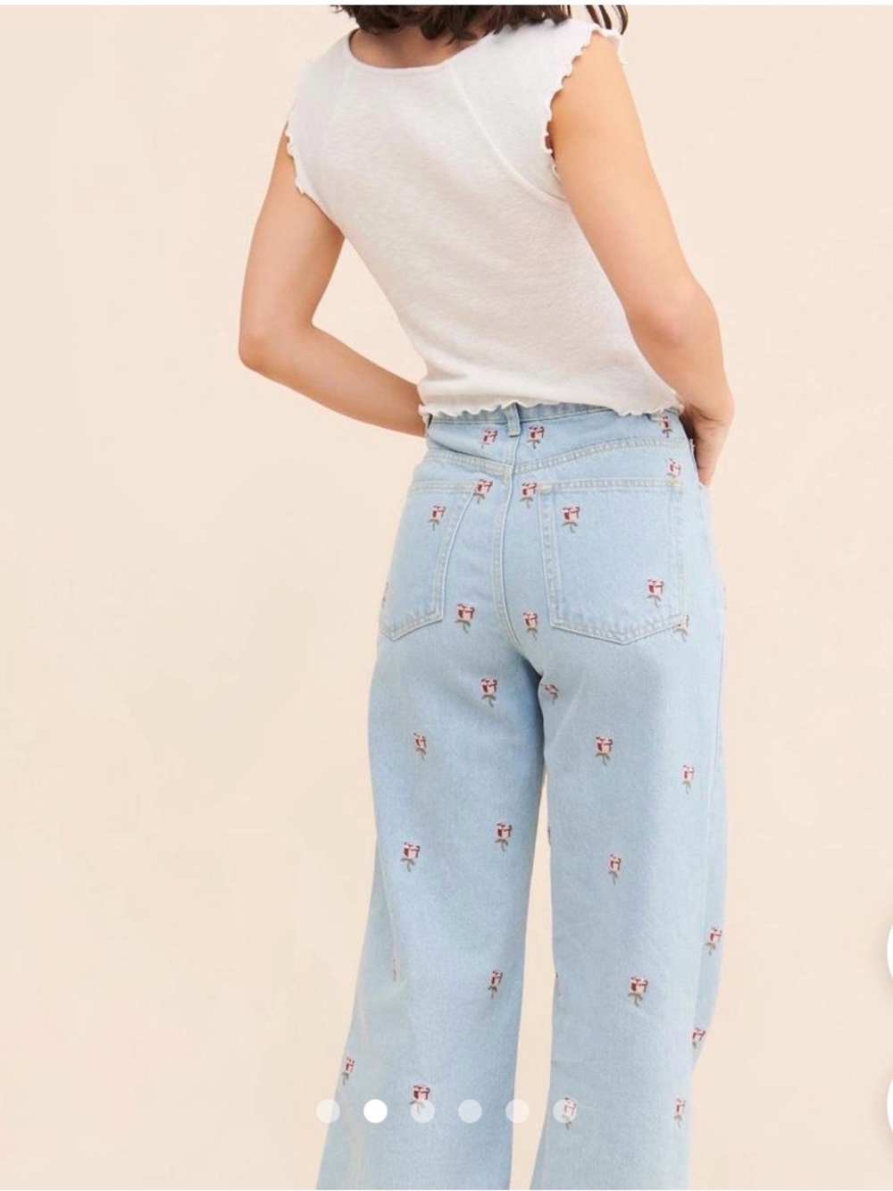 Farm Rio Embroidered rosette wide leg light wash jeans women’s size 30
